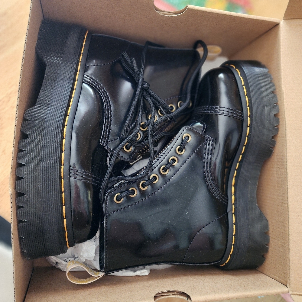 Dr. Martens VEGAN Sinclair Platform Boots  in box